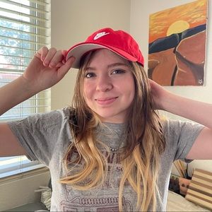 NIKE RED CLASSIC BASEBALL CAP